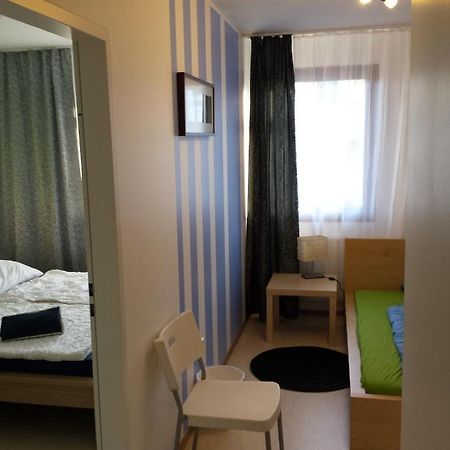 ベルリン Jugendgastehaus Lichterfeldeホステル エクステリア 写真